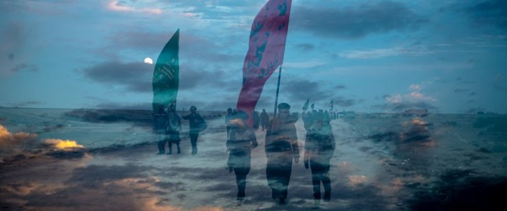 Bəsrəli Ərbəin zəvvarları Kərbəlaya İmam Hüseynin (ə) ən böyük bayrağını daşıyır (Video)