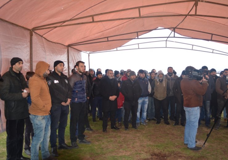 Həzrəti Qeys ibn Səd ibn Ubadənin (r.ə) ziyarətgahında ərbəin (qırx) mərasimi keçirildi (Foto- Video)