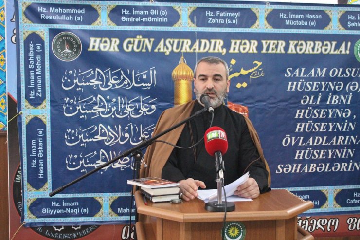 Hacı Rasim Məmmədovun imaməti ilə Cümə namazı qılındı (Foto)