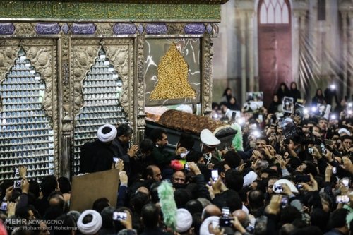 Ayətullah Rəfsəncani İmam Xomeyni (r.ə) məqbərəsində torpağa tapşırıldı (Foto)