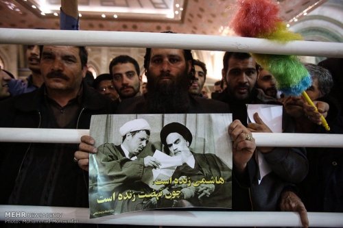 Ayətullah Rəfsəncani İmam Xomeyni (r.ə) məqbərəsində torpağa tapşırıldı (Foto)