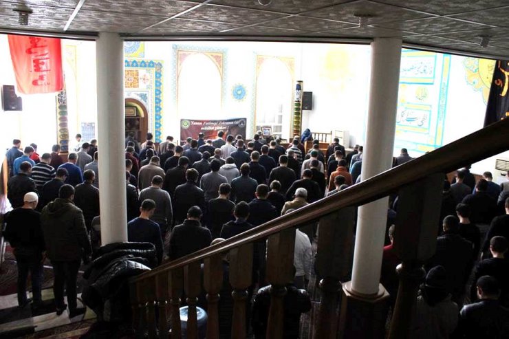 İmam-cümə zinakarlara gələn bəlalardan danışıdı