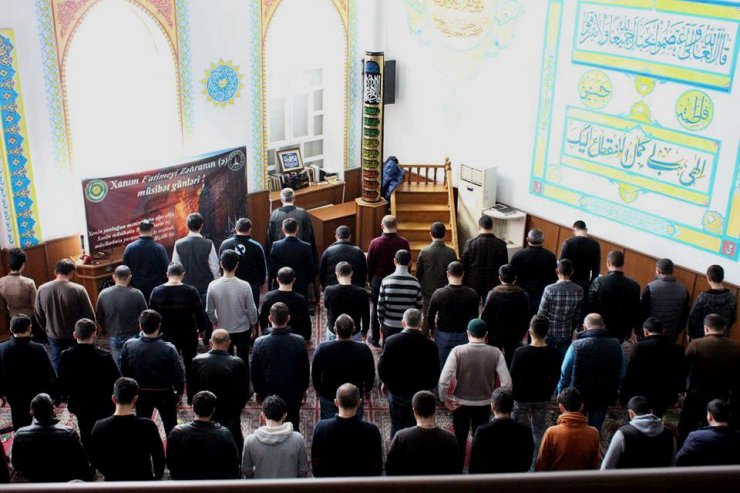 İmam-cümə zinakarlara gələn bəlalardan danışıdı
