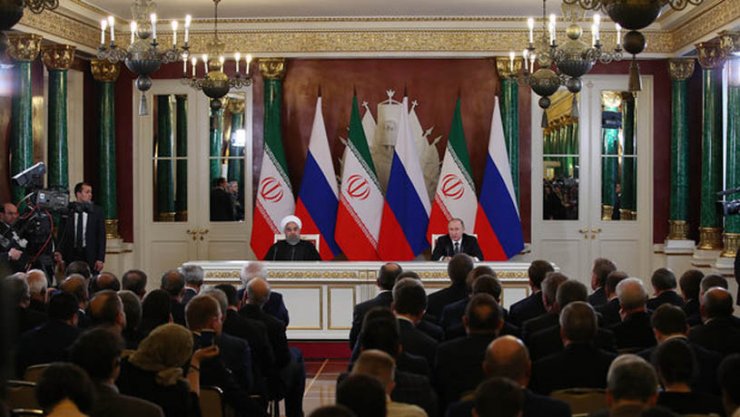 Putin Ayətullah Xameneiyə salam göndərdi