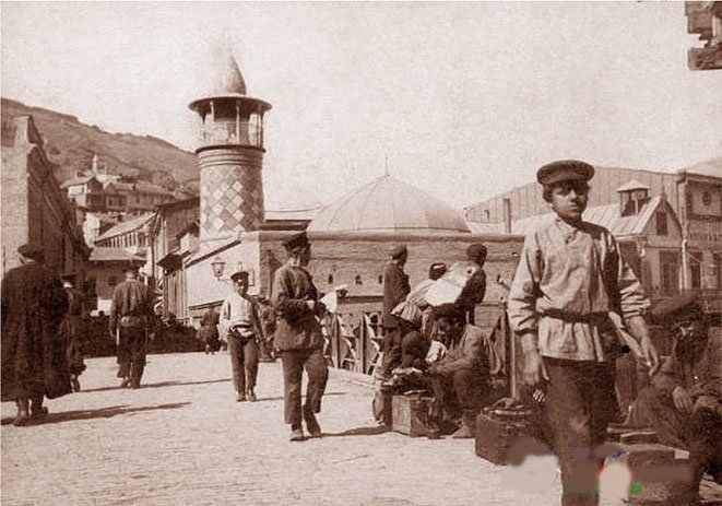 Mədinədən – Qafqaza